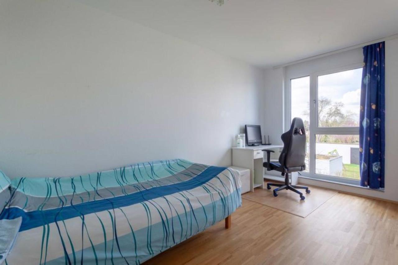 Privat Zimmer Richtung Messe Hannover Ngoại thất bức ảnh
