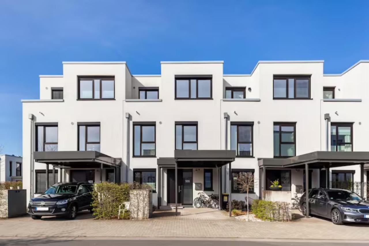 Privat Zimmer Richtung Messe Hannover Ngoại thất bức ảnh