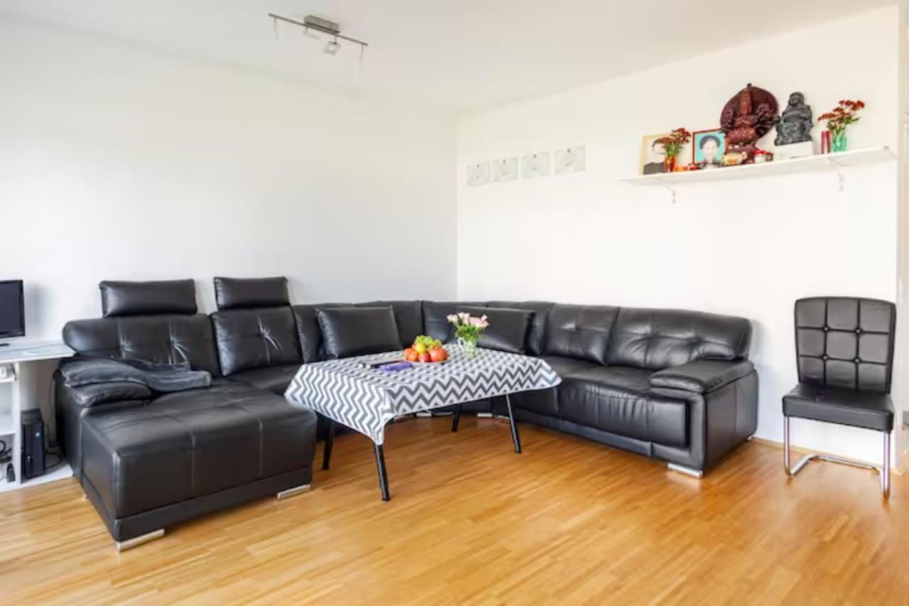 Privat Zimmer Richtung Messe Hannover Ngoại thất bức ảnh